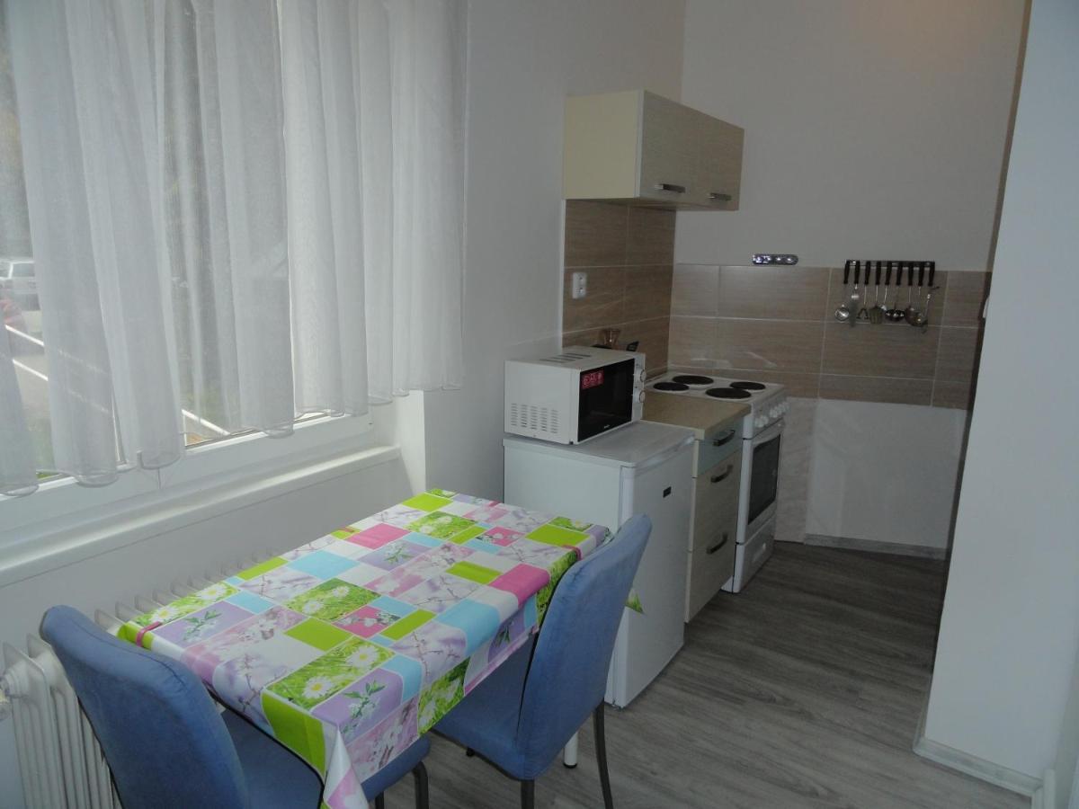 Apartmán Sluka Jilemnice Bagian luar foto